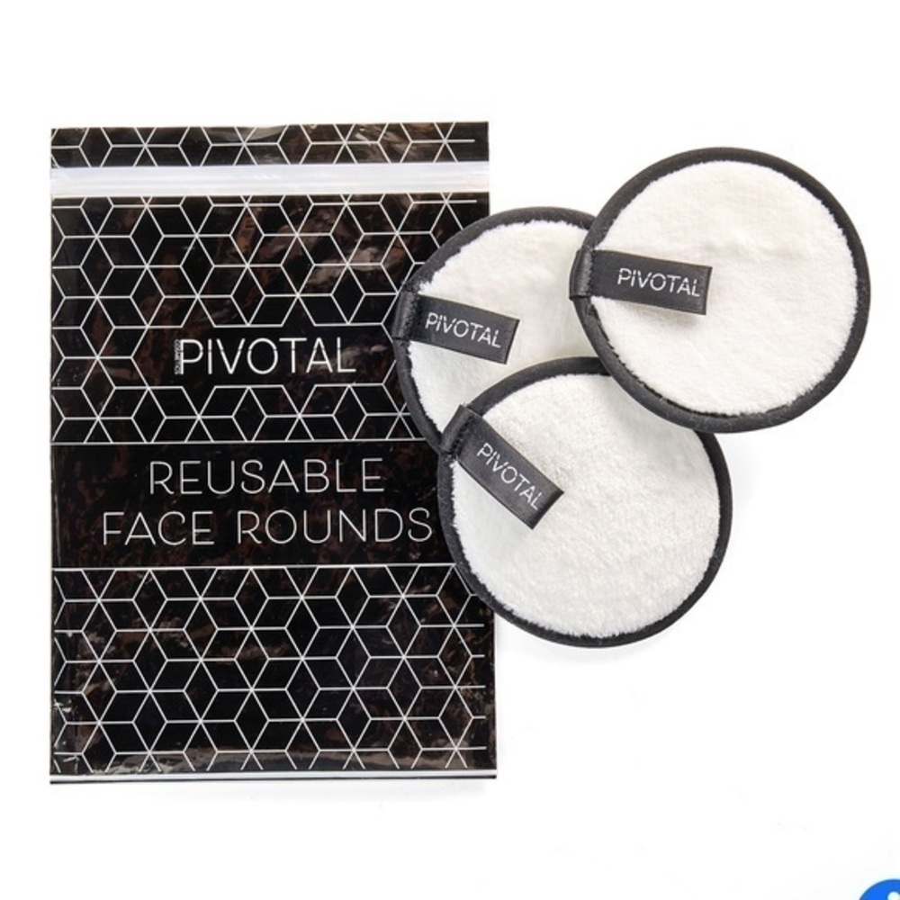 Pivotal Cosmetics Reusable Face Rounds
